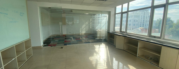 Cho thuê mặt bằng văn phòng tầng trệt Quận 1 Đường Hoàng Sa diện tích 65m2-03
