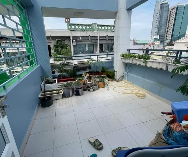 Do hết sạch tiền bán nhà ngay ở Phan Văn Hân, Bình Thạnh bán ngay với giá đặc biệt từ 10.9 tỷ diện tích gồm 72m2 căn này có 6 PN hãy nhấc máy gọi ngay-01