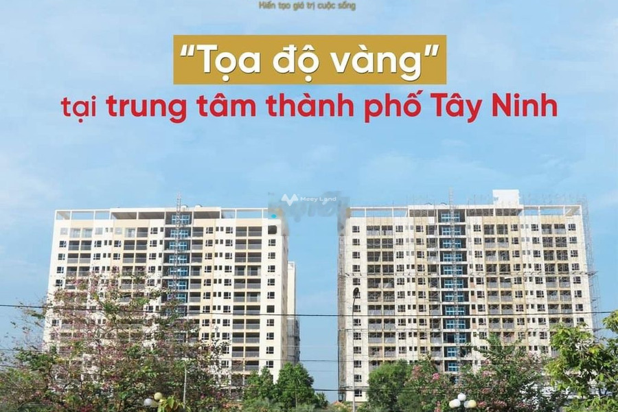Giá bán 5.9 tỷ bán nhà có diện tích chính 150m2 mặt tiền nằm ở Tây Ninh, Tây Ninh hướng Đông tổng quan nhà này có 2 phòng ngủ, 2 WC cảm ơn đã xem tin-01