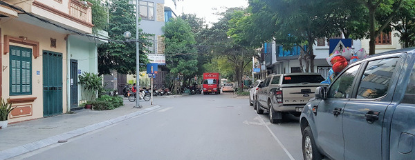 Nhà phố Phạm Tuấn Tài, Cầu Giấy, lô góc, vỉa hè 3m, 3 ô tô, kinh doanh, 95m2, mặt tiền 8m, 25 tỷ-03