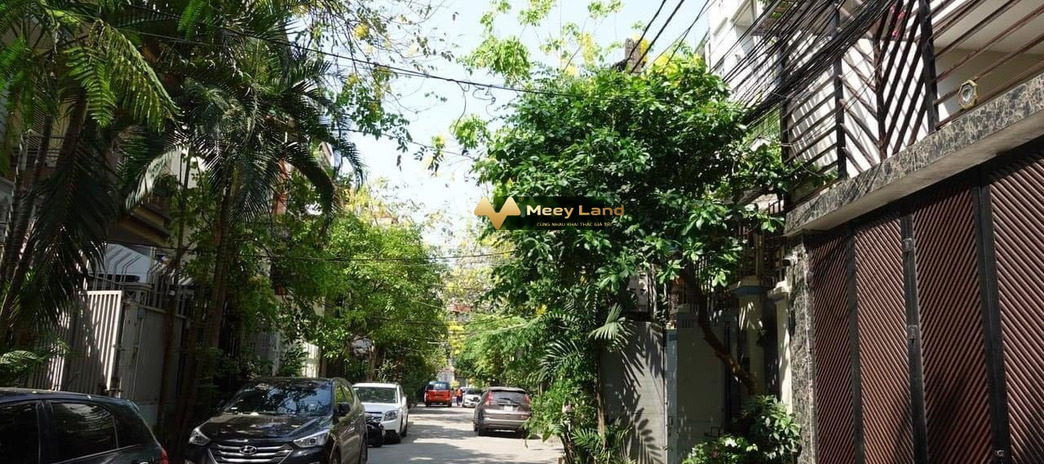 Cần bán đất ngay ở phố Ngọc Khánh, Ba Đình, Hà Nội. Diện tích 105m2, giá 21,5 tỷ