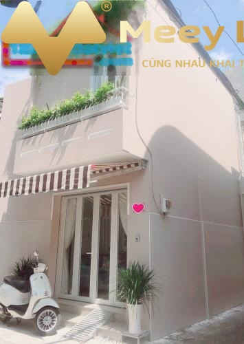 Có diện tích chung là 22m2 bán nhà vị trí đặt tọa lạc ngay tại Phường 4, Hồ Chí Minh tổng quan căn này thì gồm 2 PN đường lưu thông rộng 5 m khách có ...-01