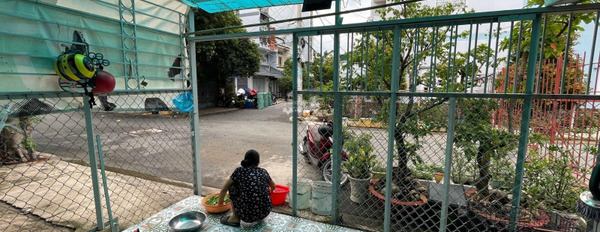 Giá 5.4 tỷ bán nhà diện tích khoảng 56m2 mặt tiền nằm tại Bình Trị Đông, Hồ Chí Minh căn nhà gồm có tất cả 2 PN, 2 WC còn chần chờ gì nữa-03