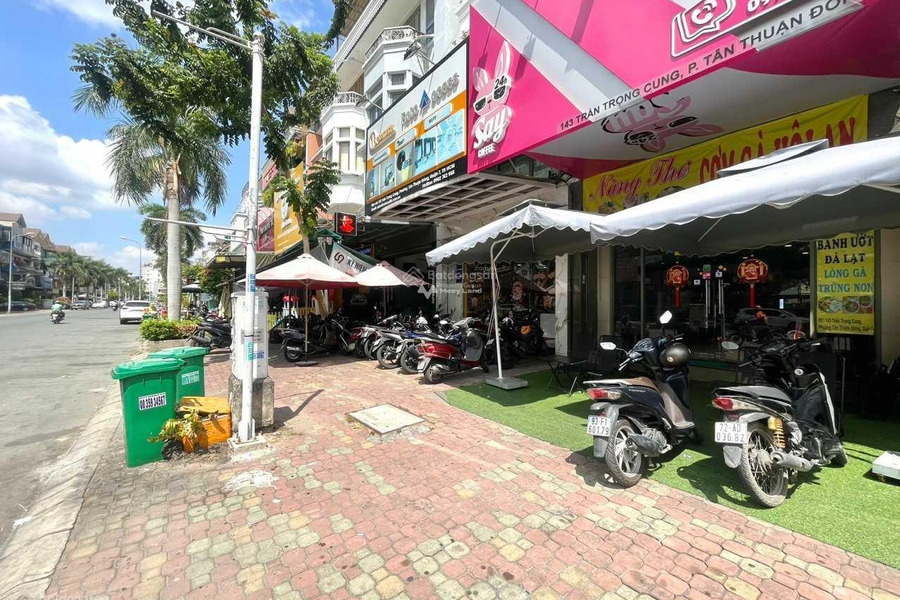 Tại Quận 7, Hồ Chí Minh cho thuê cửa hàng 25 triệu/tháng tiện ích đầy đủ-01