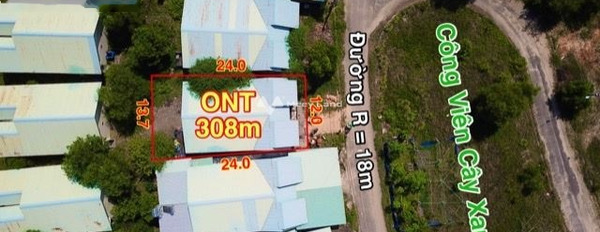 Vị trí đặt tọa lạc ngay Phú Quốc, Kiên Giang bán đất giá đàm phán chỉ 10 tỷ diện tích tiêu chuẩn 308m2, đường di chuyển ngang 18 m-02