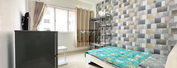 Cho thuê căn hộ vị trí đẹp tại Quận 3, Hồ Chí Minh thuê ngay với giá rẻ từ 6.2 triệu/tháng, tổng quan bao gồm có 1 phòng ngủ, 1 WC giá siêu rẻ-02