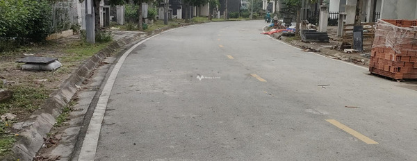 Cần bán đất tại Phú Cát City, Hà Nội. Diện tích 220m2-03