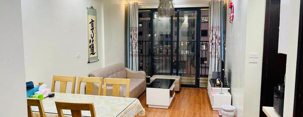 Cần bán gấp căn hộ chung cư Green Star Thành Phố Giao Lưu, 69m2, tặng nội thất xịn-02