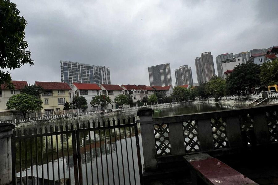 Cần bán nhà ở nằm tại Vũ Trọng Khánh, Hà Nội giá bán chỉ từ chỉ 6.3 tỷ diện tích chuẩn 45m2 tổng quan gồm có 4 PN giá tốt nhất-01