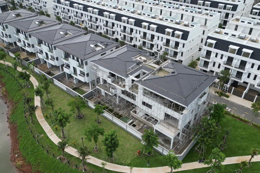 4 PN, bán biệt thự, bán ngay với giá 18.3 tỷ có diện tích khoảng 304m2 vị trí đặt gần Vũng Tàu, Bà Rịa-Vũng Tàu-01
