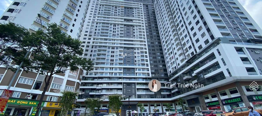 Diện tích vừa phải 200m2 bán đất, hướng Đông