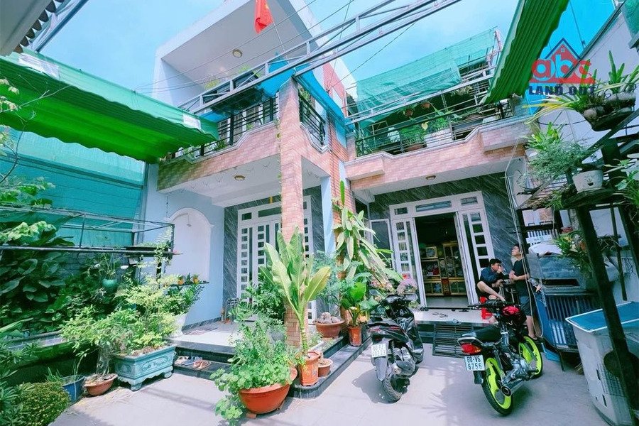 Cần bán nhà riêng huyện Long Thành, tỉnh Đồng Nai giá 8 tỷ-01