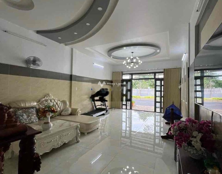 Diện tích rộng 100m2 bán nhà nằm tại Trần Hưng Đạo, Phường 2 tổng quan căn nhà này gồm 3 phòng ngủ giá tốt nhất-01