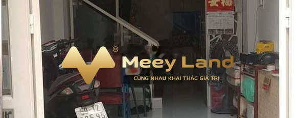 Vị trí mặt tiền tọa lạc ngay Bến Vân Đồn, Phường 5 bán nhà vào ở ngay giá khởi đầu 4.3 tỷ-03