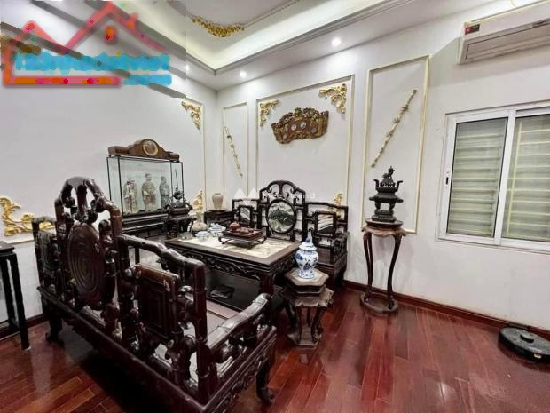 Bán biệt thự vị trí đặt ngay ở Hoàng Mai, Hà Nội bán ngay với giá cơ bản 10.5 tỷ diện tích thực là 66m2, tổng quan ngôi nhà này 6 PN-01