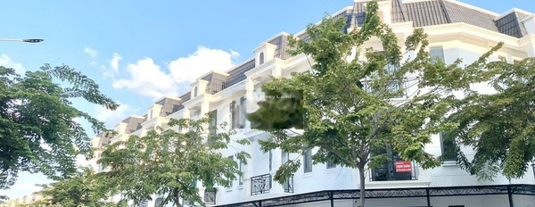 Nhà 3 PN bán nhà bán ngay với giá tốt bất ngờ chỉ 2.4 tỷ diện tích chuẩn 65m2 vị trí đặt ở trung tâm Tân Phước Khánh, Tân Uyên-03