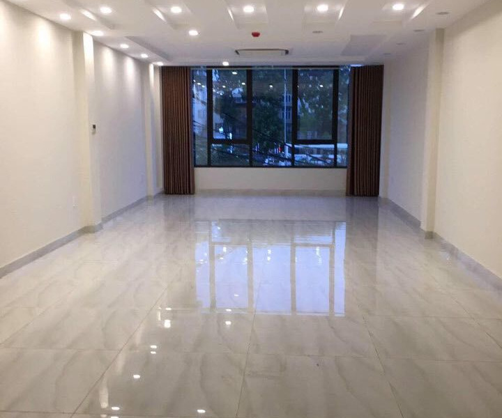 Mình đang có văn phòng 80m2 tại phố Nguyễn Ngọc Vũ, Cầu Giấy. Giá chỉ 14 triệu/tháng-01