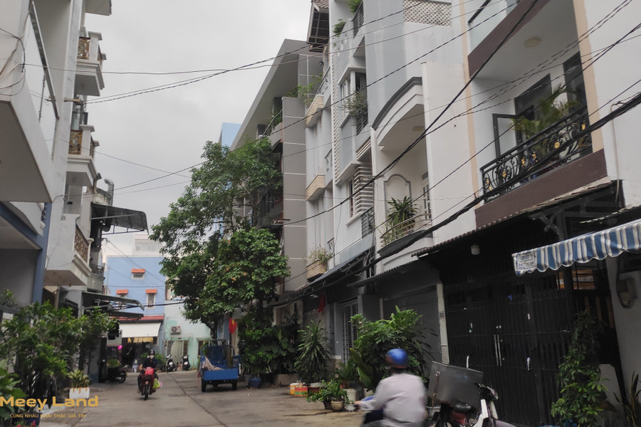 Nhà mới 3 tầng đường ô tô tránh, đối diện ủy ban nhân dân Quận Tân Phú, 5,8 tỷ-01