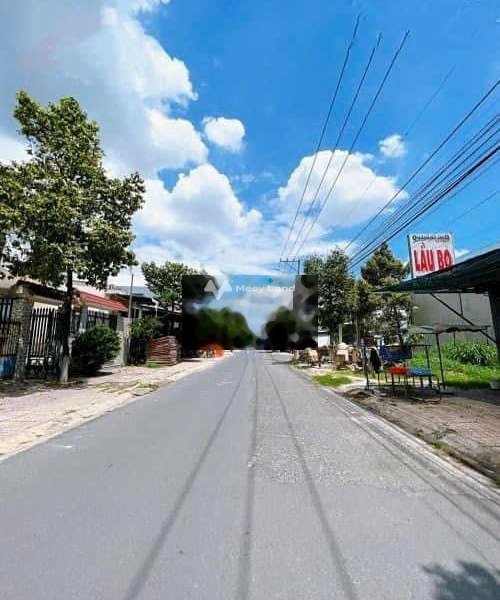 Tiến Hưng, Bình Phước bán đất giá bán đặc biệt chỉ 700 triệu, hướng Đông Nam diện tích rộng lớn 82m2-01