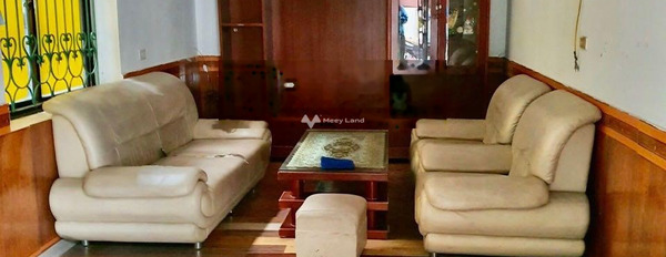 Cho thuê nhà vị trí đẹp ngay Vinh, Nghệ An, giá thuê êm 4 triệu/tháng diện tích thực tế 150m2, trong nhà nhìn chung gồm có 2 phòng ngủ-02