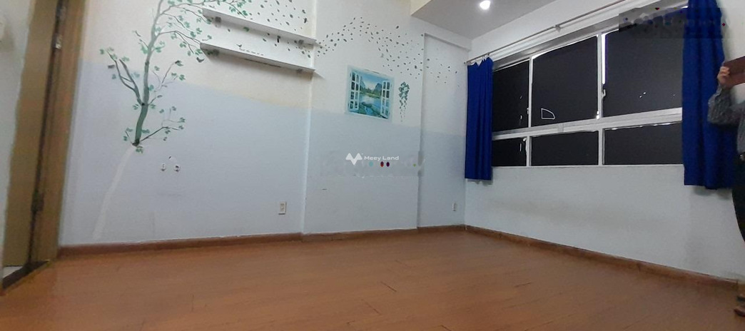 Việc khẩn cấp cho thuê căn hộ chung cư, diện tích chuẩn là 85m2 vị trí thuận lợi tọa lạc trên Tân Phú, Hồ Chí Minh giá siêu rẻ