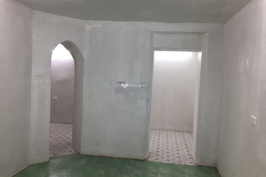 Diện tích 30m2 bán nhà ở vị trí mặt tiền tọa lạc ở Hàng Trống, Hà Nội hướng Đông trong căn nhà này gồm 2 phòng ngủ 1 WC ở lâu dài-01
