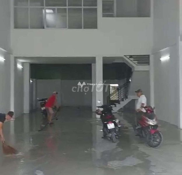 Giá 20 triệu/tháng, cho thuê nhà diện tích là 256m2 tọa lạc tại Hóc Môn, Hồ Chí Minh, trong nhà tổng quan có 3 PN, 2 WC lh tư vấn thêm-01