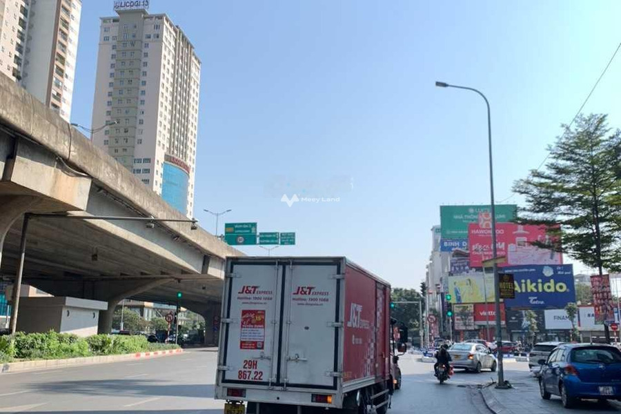 Mặt tiền tọa lạc ở Thanh Xuân, Hà Nội bán nhà bán ngay với giá vô cùng rẻ 40.5 tỷ có diện tích gồm 69m2 khách có thiện chí liên hệ ngay-01