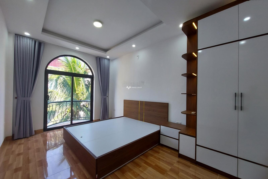 Căn nhà có tổng cộng 4 phòng ngủ, cho thuê nhà ở diện tích như sau 36m2 giá thuê cơ bản 16 triệu/tháng vị trí mặt tiền nằm tại Khương Hạ, Hà Nội-01