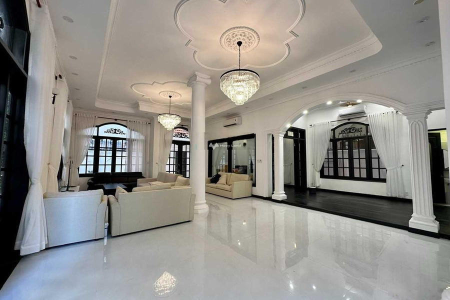 Nhà có 5 phòng ngủ cho thuê nhà ở diện tích rộng là 477m2 thuê ngay với giá khoảng từ 120 triệu/tháng tọa lạc tại Thảo Điền, Hồ Chí Minh-01