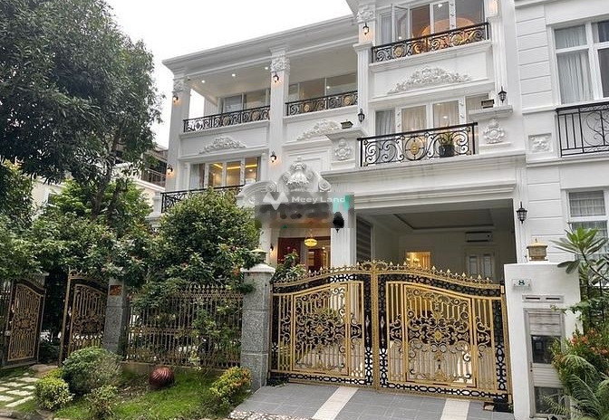 Ở Quận 7, Hồ Chí Minh, cho thuê nhà, thuê ngay với giá hấp dẫn từ 28 triệu/tháng diện tích tầm trung 126m2, căn nhà gồm có 6 PN lh để xem ngay