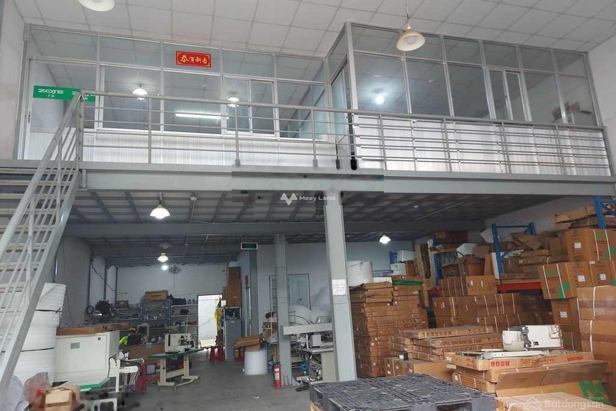 Cho thuê sàn văn phòng giá thuê siêu tốt 36 triệu/tháng Phía trong Quận 12, Hồ Chí Minh diện tích sàn là 400m2-01
