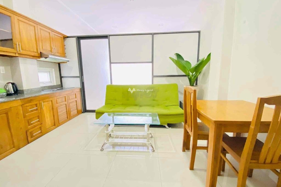 Cho thuê căn hộ vị trí thuận lợi tọa lạc ngay ở Quận 3, Hồ Chí Minh, thuê ngay với giá vô cùng rẻ chỉ 12 triệu/tháng có diện tích chuẩn 50m2-01