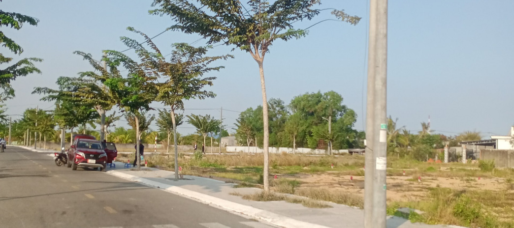 950 triệu chủ ngộp lô mặt tiền đường Số 20, Tam Phước cách Tỉnh lộ 44B 200m