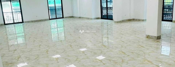 Bên trong Liễu Giai, Hà Nội cho thuê sàn văn phòng 23 triệu/tháng 120m2 nội thất ưa nhìn Đầy đủ-02