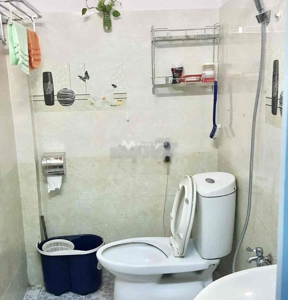 Có diện tích chuẩn 90m2, cho thuê nhà ở tọa lạc ngay ở Bình Thạnh, Hồ Chí Minh, trong nhà này thì có 4 PN, 3 WC tiện ích bao phê-01