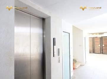 Bán căn hộ dịch vụ tại Quan Hoa, Cầu Giấy, Hà Nội. Diện tích 110m2, giá 17,6 tỷ