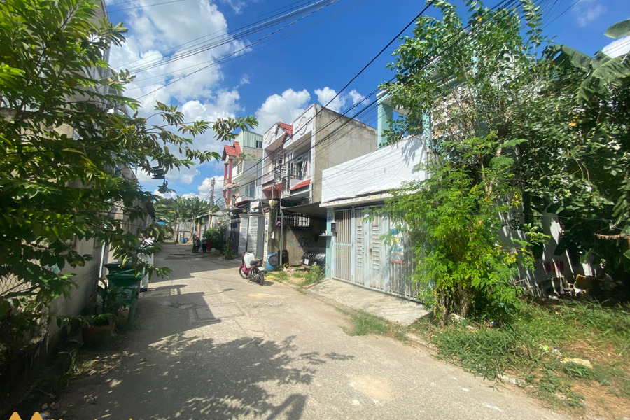 Bán đất 2 mặt tiền hẻm 261 chợ Tăng Nhơn Phú, diện tích 93m2 , giá 4,6 tỷ-01