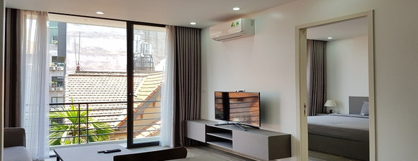 Cho thuê căn hộ dịch vụ tại Tô Ngọc Vân, Tây Hồ, 50m2, 1 ngủ, ban công, đầy đủ nội thất mới hiện đại-02