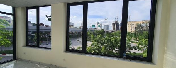 Bán tòa nhà Phạm Văn Đồng, Bắc Từ Liêm, 90m2 x 8 tầng, giá chỉ 39 tỷ-03