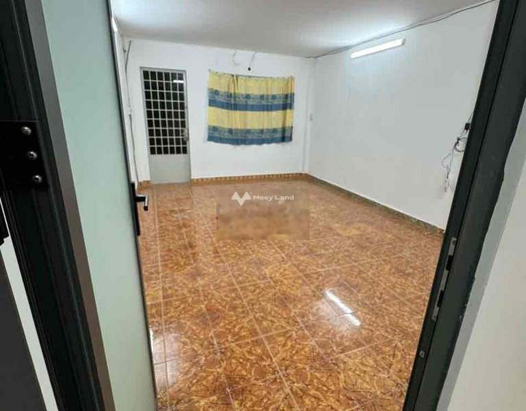 Cho thuê nhà vị trí nằm ở Minh Phụng, Hồ Chí Minh, thuê ngay với giá cực sốc chỉ 12 triệu/tháng có diện tích thực là 50m2, căn này gồm có 2 phòng ngủ-01