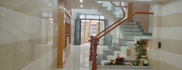 Bán nhà hẻm 8m, đường Lê Văn Quới, Q. Bình Tân, diện tích 56m2-03