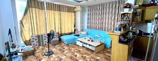Nhà có 3 phòng ngủ bán nhà ở diện tích 42m2 vị trí đẹp nằm trên Ô Chợ Dừa, Hà Nội, hướng Tây - Nam-02