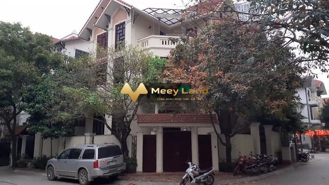 Cho thuê biệt thự vị trí ngay ở Hoàng Liệt, Hà Nội, giá chính chủ 40 triệu/tháng diện tích chung quy 500 m2, nhà tổng quan gồm có 6 phòng ngủ, 5 WC vị...