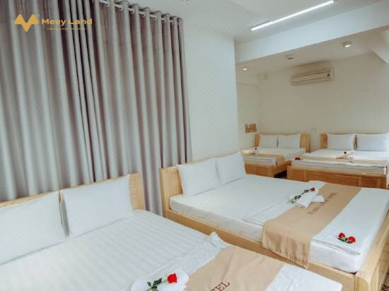 Bán gấp khách sạn mặt tiền Phan Văn Trị cách biển 50m phường Thắng Tam