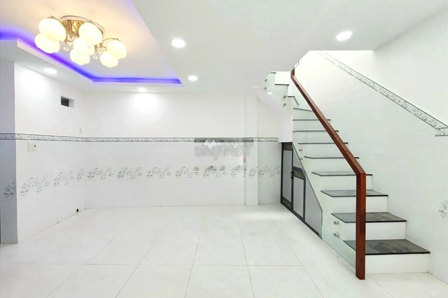 Vị trí tốt đặt nằm ngay Phường 3, Hồ Chí Minh bán nhà bán ngay với giá siêu khủng chỉ 2.99 tỷ trong nhà này bao gồm 2 phòng ngủ 2 WC-01
