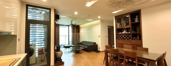 Ngay Ngọc Khánh, Hà Nội bán chung cư, ngôi căn hộ bao gồm 3 PN, 2 WC khu vực đông đúc-03