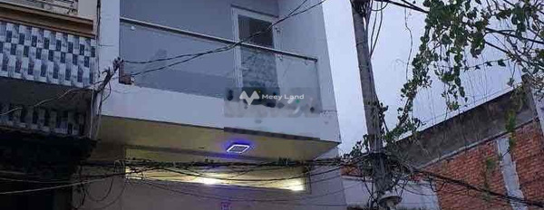 Cho thuê nhà trong Bến Phú Định, Quận 8, giá thuê mong muốn 9 triệu/tháng với diện tích tiêu chuẩn 60m2-03