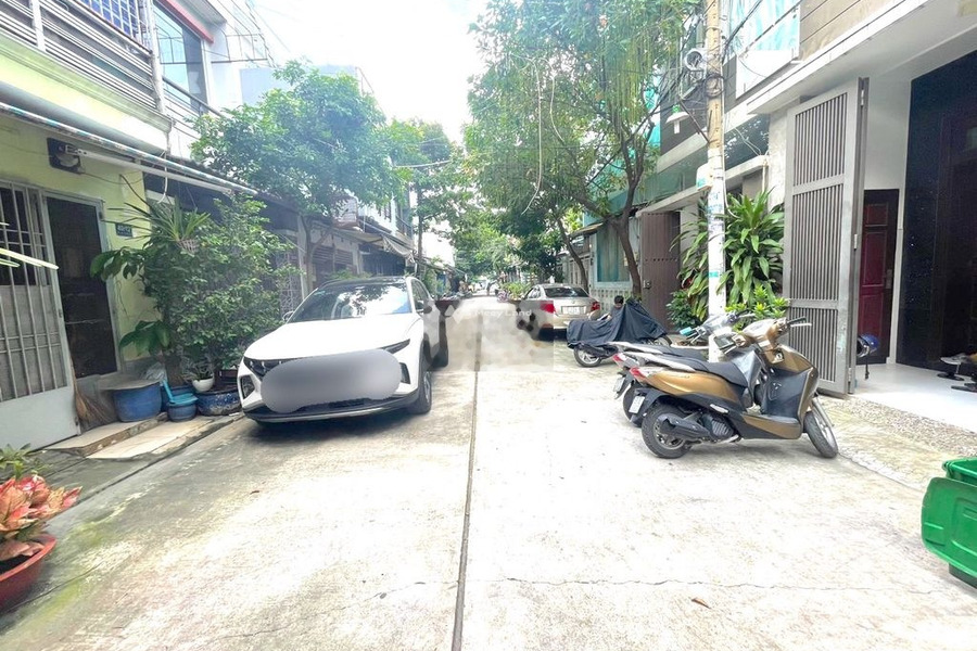 Vị trí đẹp Bình Hưng Hòa, Hồ Chí Minh cho thuê nhà thuê ngay với giá siêu mềm từ 12 tỷ/tháng, tổng quan bên trong ngôi nhà 4 PN, 4 WC-01