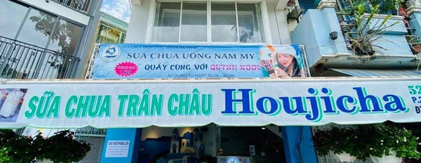 Cho thuê nhà nguyên căn mặt tiền đường Trường Sa, Hồ Chí Minh, diện tích 140m2, 1 trệt, 3 lầu-03